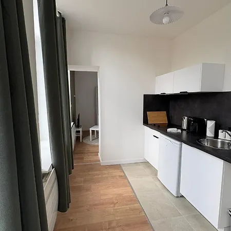 Apartment Azur 2 - Gare De Roubaix