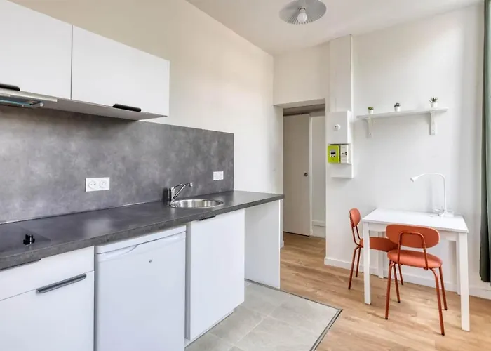 Azur 2 - Gare De * Roubaix