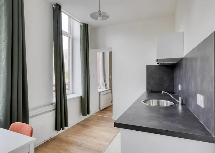 Azur 2 - Gare De 公寓 *